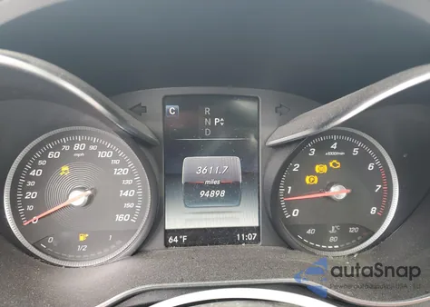 2017 Mercedes-Benz C 300 из США, поврежденный, VIN 55SWF4JB2HU196907